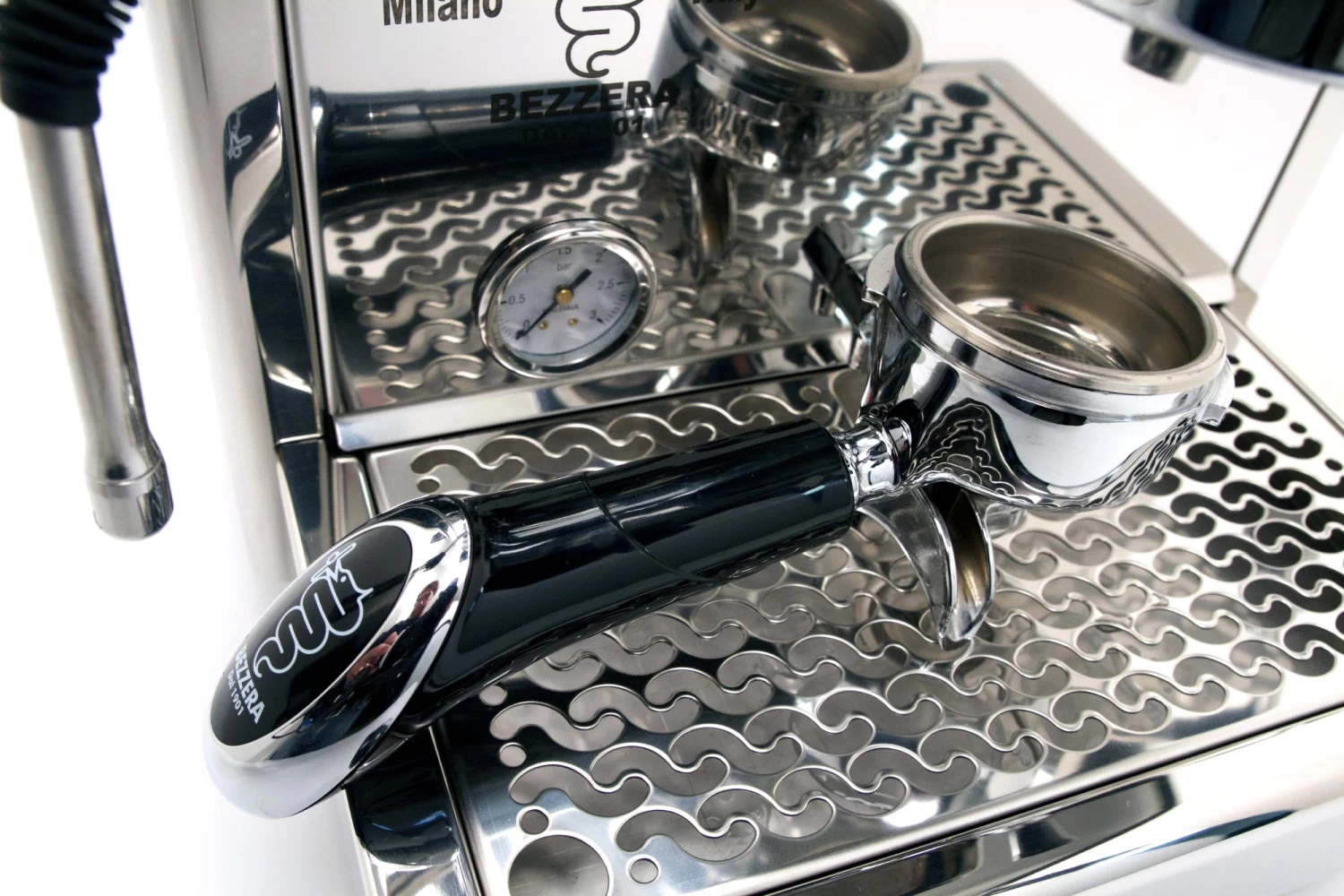 Bezzera Strega Lever Espresso Machine - Image 5