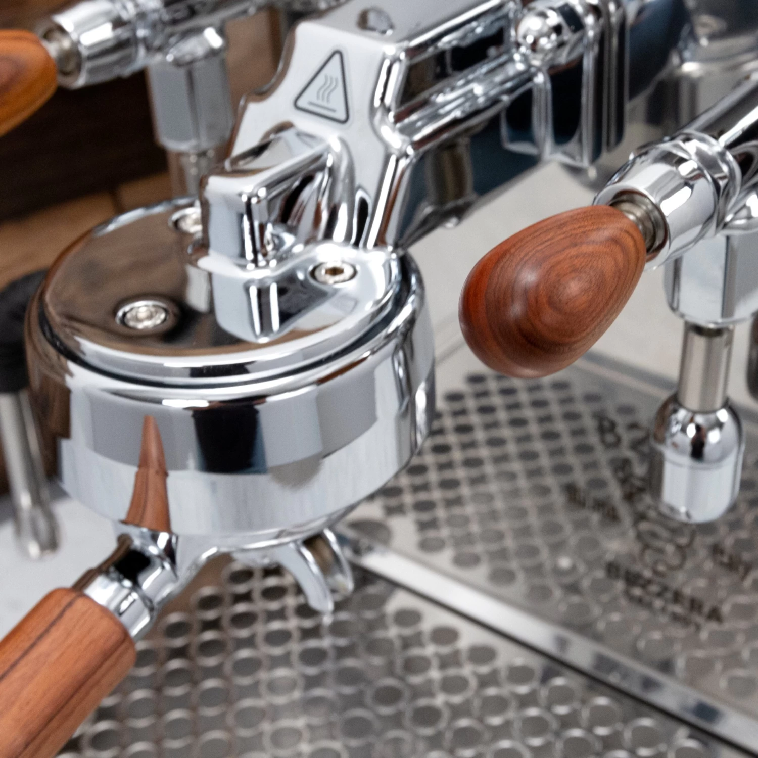 Bezzera BZ10 - Rosewood Accents - Image 4