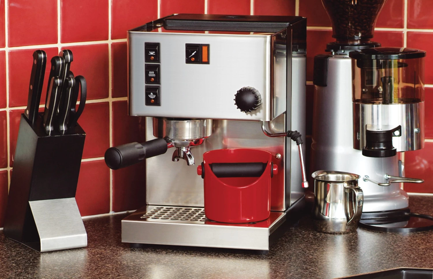 Dreamfarm Grindenstein Knock Box - Red - Image 3