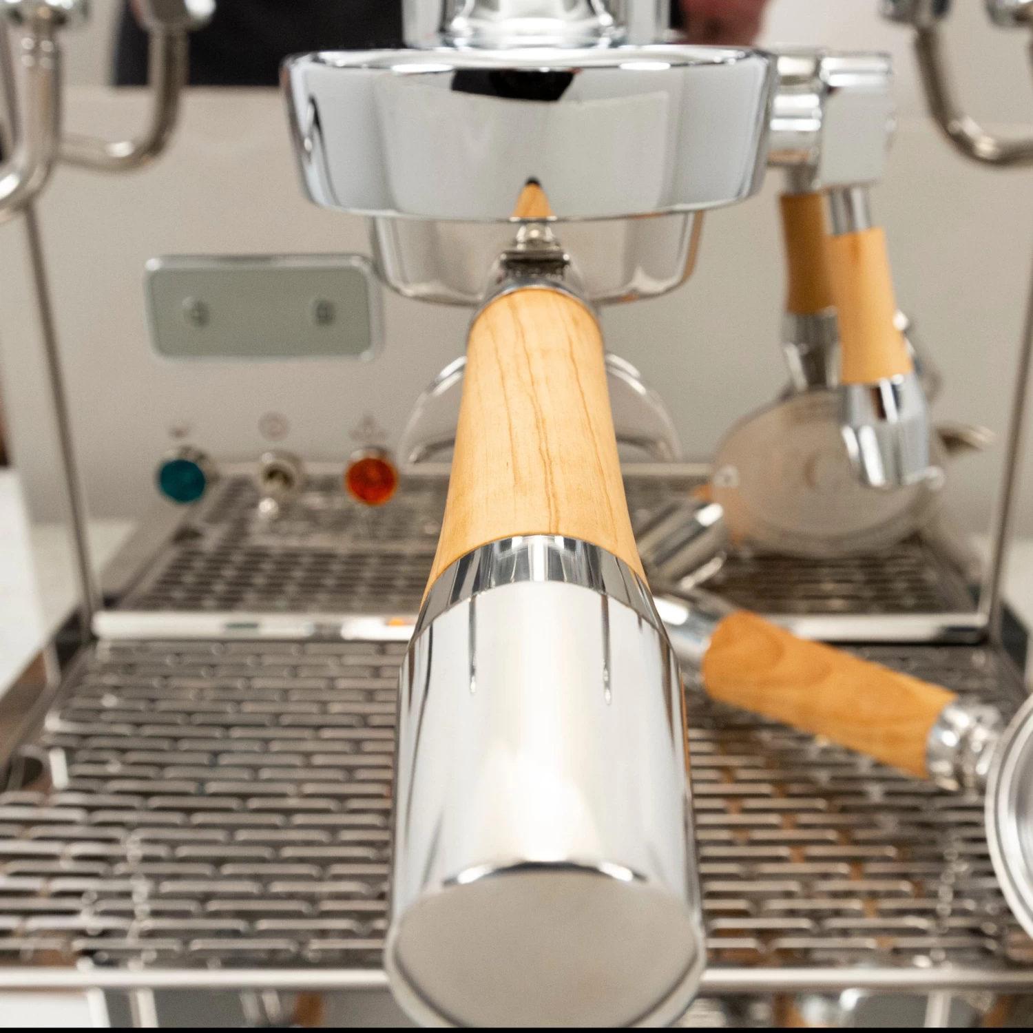 ECM Synchronika Espresso Machine - Olive Wood - Image 15