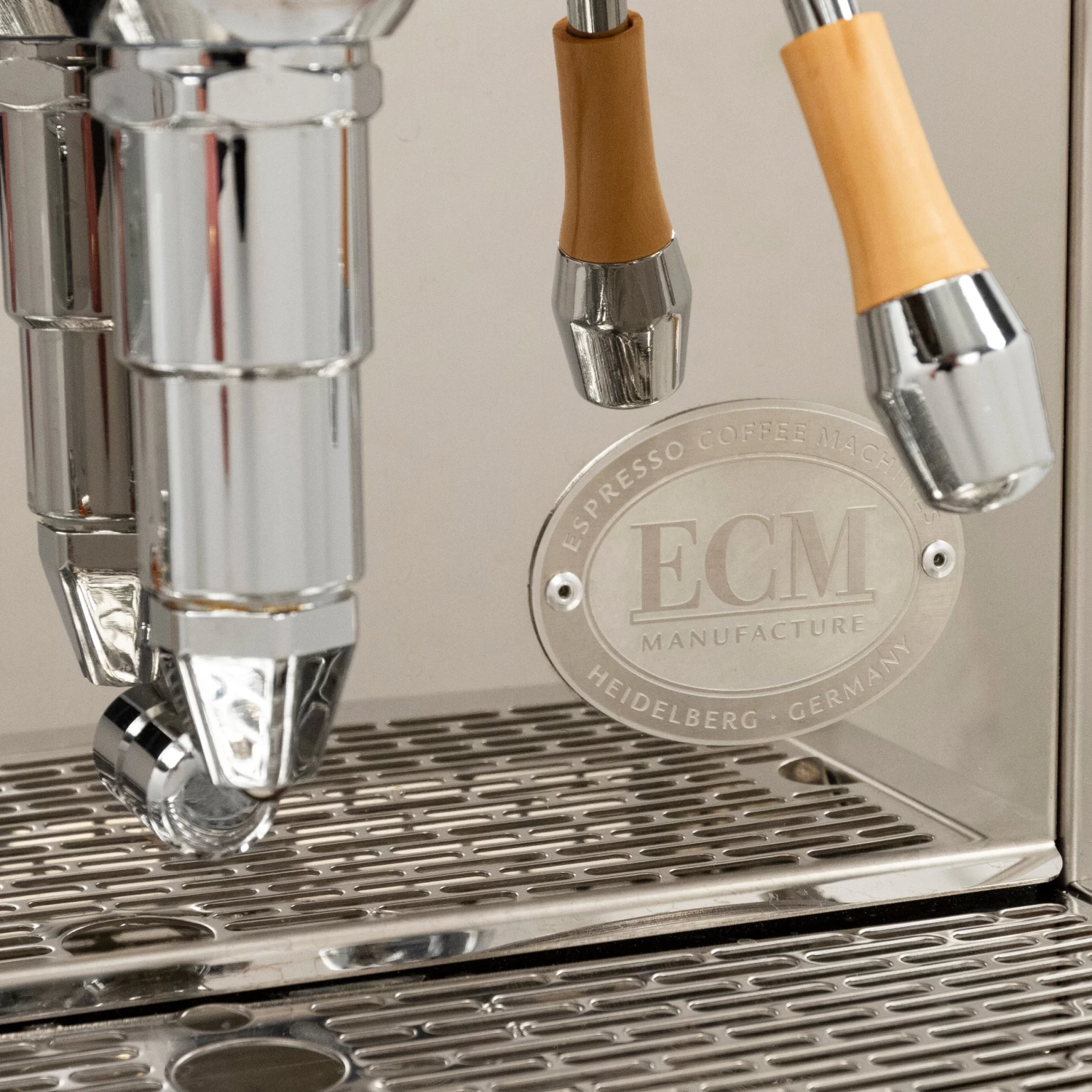ECM Synchronika Espresso Machine With Flow Control - Olive Wood - Image 16