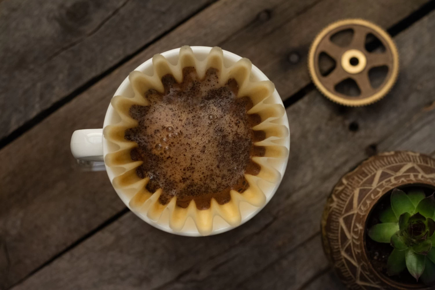 Saint Anthony Industries F70 Ceramic Flatbottom Pourover Brewer - White - Image 2