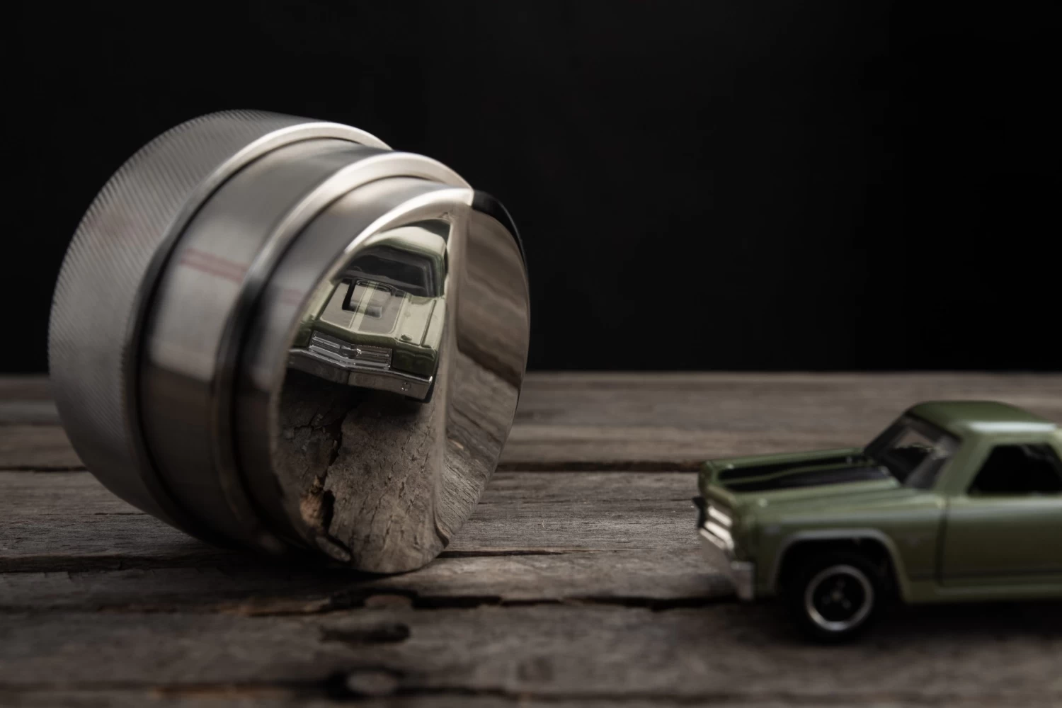 Saint Anthony Industries BT Wedge Espresso Preparation Distribution Tool 58.3mm - Curly Maple - Image 4