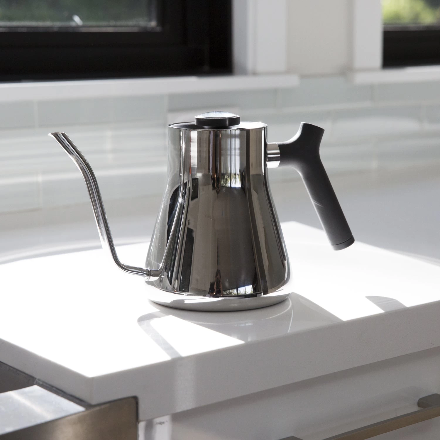 Fellow Stagg 1L Pour-Over Kettle - Polished Steel - Image 3