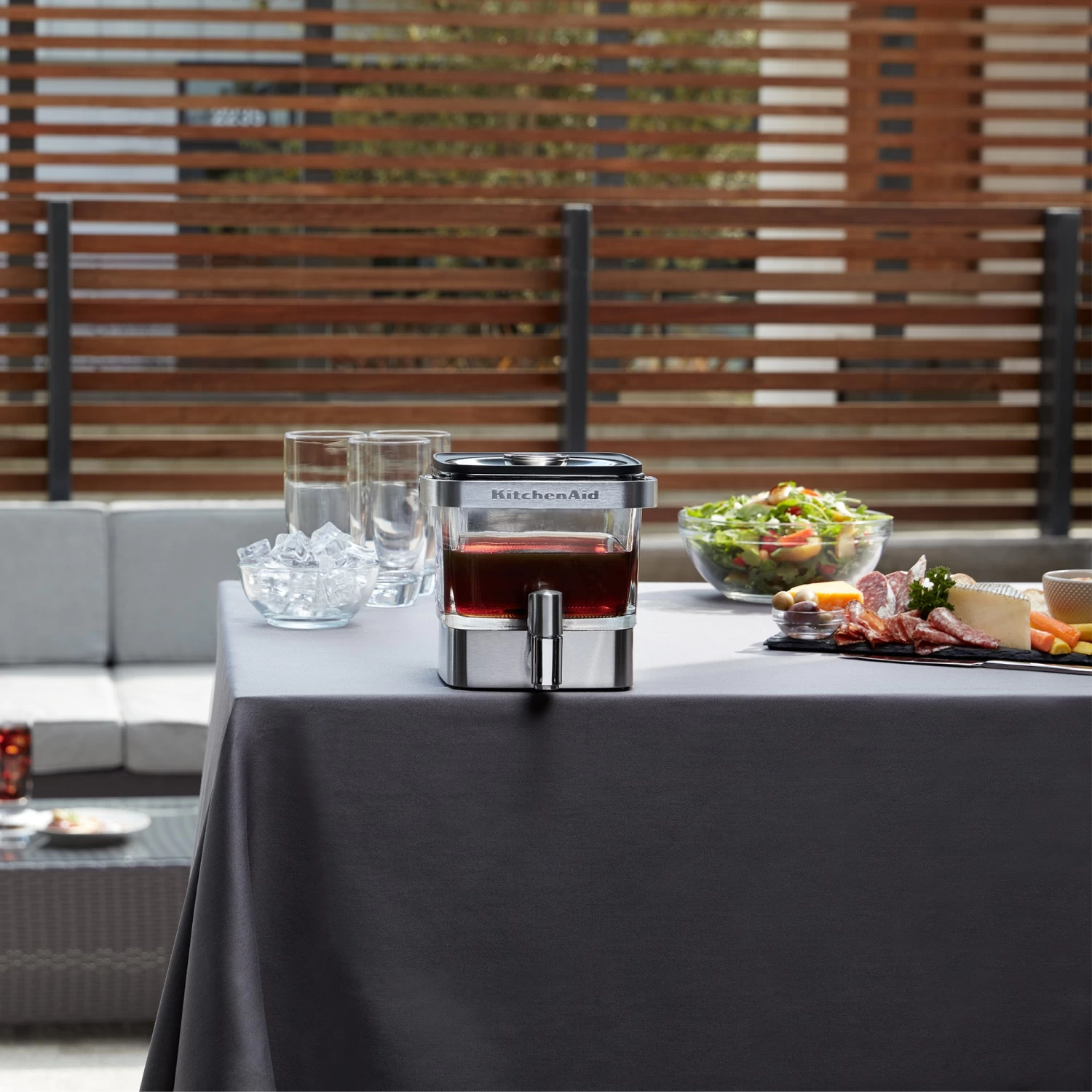 KitchenAid® Cold Brew Coffee Maker - 19 Cup - Image 7